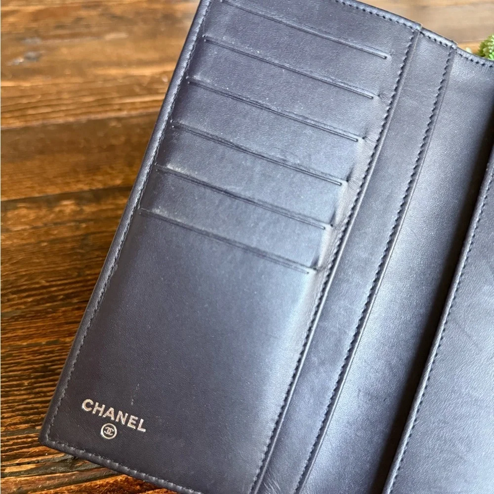 CHANEL Classic L-Flap Caviar Navy Blue Quilted Long Wallet